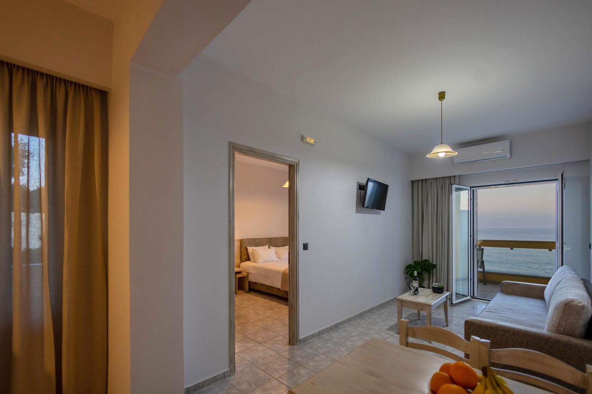 Santa Marina Apartments Rodakino Exterior foto